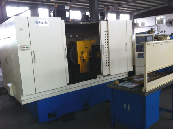 CNC outer grinding machine